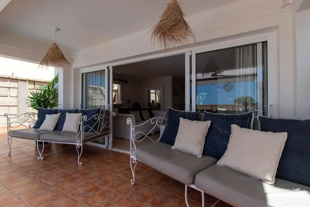 Villa Sunshine Wonderful 3 Bedroom Villa Costa Adeje  Costa Adeje (Tenerife)