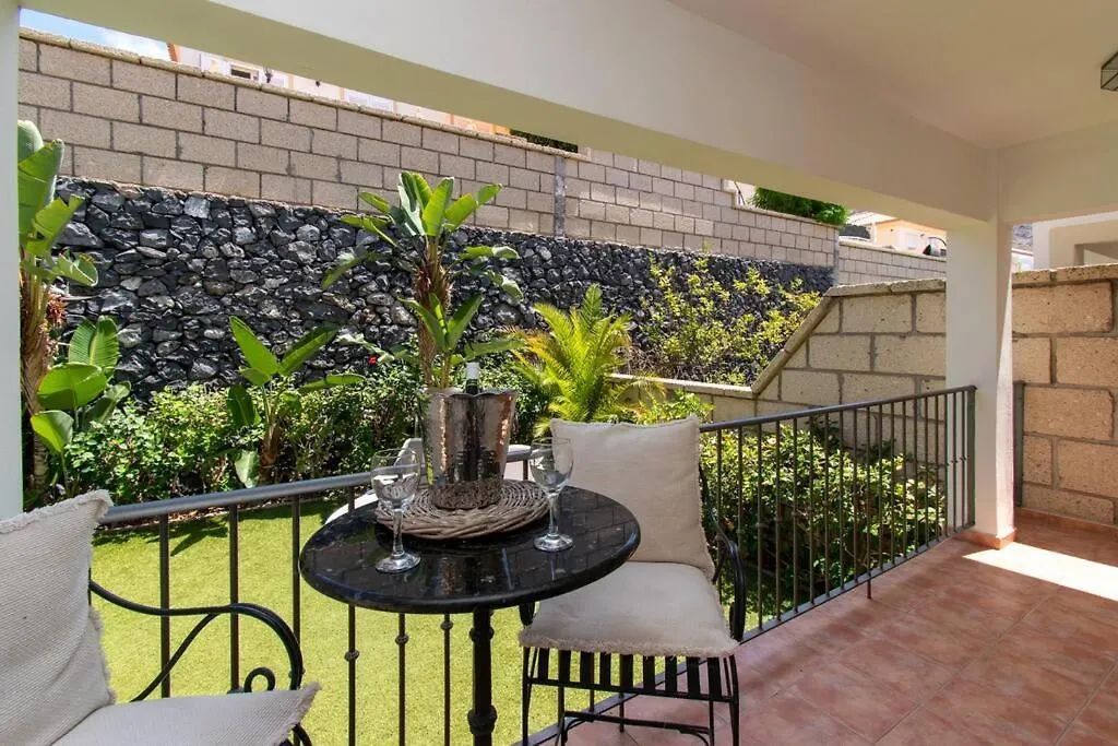 Villa Sunshine Wonderful 3 Bedroom Villa Costa Adeje